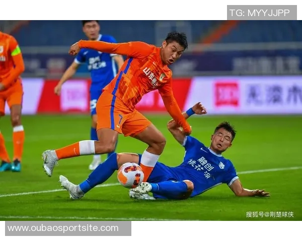 武汉三镇只需一胜即可确保保级优势领先降级区7分剩余三轮赛程紧迫